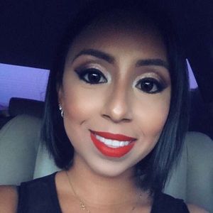 Meet your Posher, Mayra